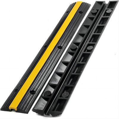 खरीदें टिकाऊ नायलॉन केस के साथ कॉम्पैक्ट सड़क किनारे आपातकालीन किट ऑनलाइन निर्माण